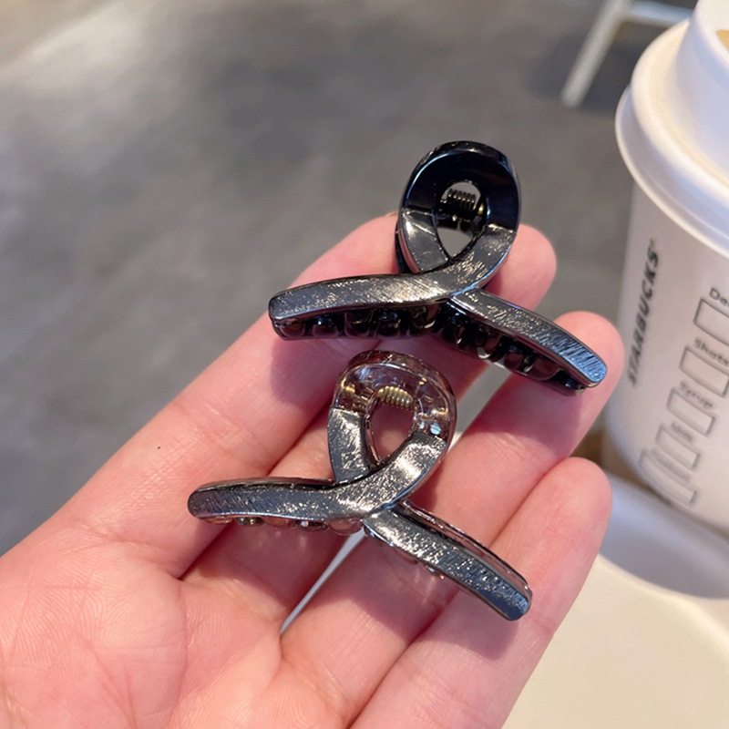 气质甜酷纹理交叉迷你小抓夹发夹发抓子高级感盘发鲨鱼夹发卡发饰