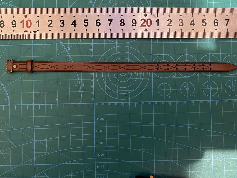 兵人12寸配件红棕牛皮刻线双点