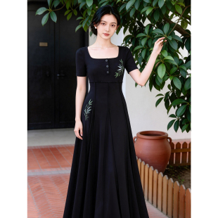 方领 高腰显瘦短袖 竹意｜春夏新中式 竹叶刺绣连衣裙黑色国风修身