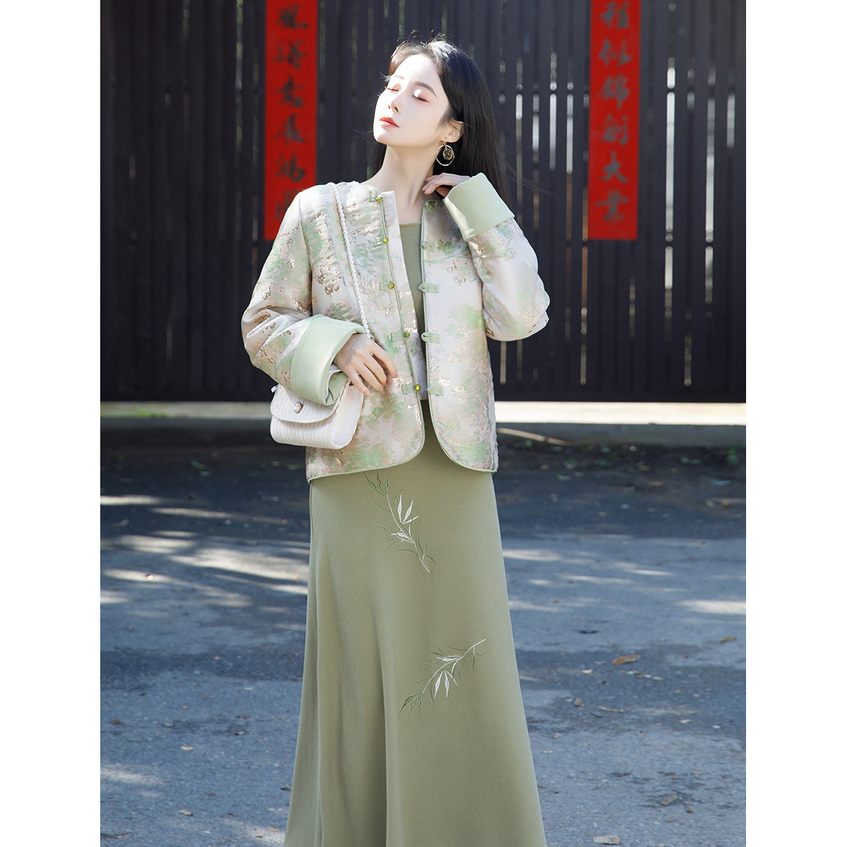 何衣见友《落玉》内胆可拆羽绒服外套新中式国风提花加厚两穿上衣