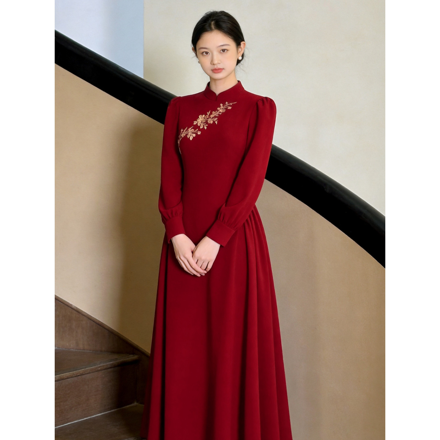 【新品折扣】秋冬新中式刺绣红色连衣裙旗袍显瘦新年会订婚礼服裙