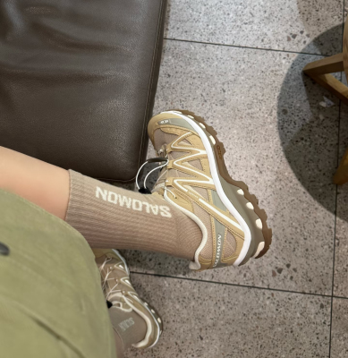 SALOMON萨洛蒙 XT QUEST织物 潮流 低帮 户外功能鞋杏色