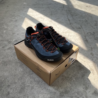 Salewa Wildfire Canvas 沙乐华户外登山徒步运动鞋藏蓝色百搭款