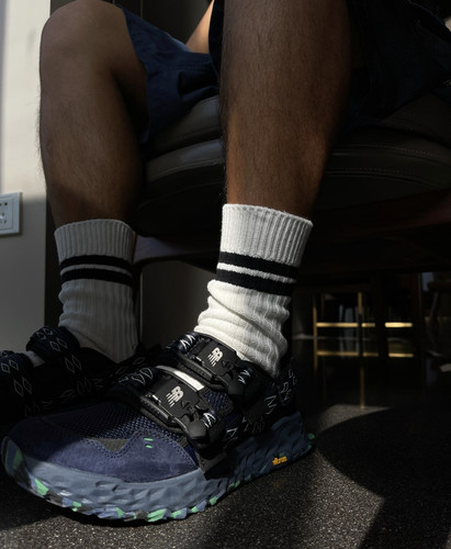 New Balance 新百伦奥运联名款男女款运动休闲袜子黑白条纹凉鞋