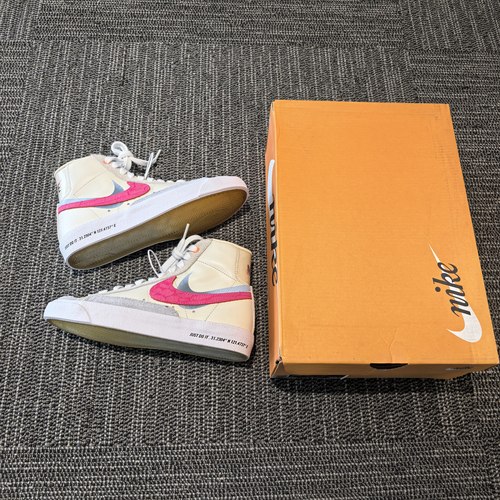 Nike Blazer 77 合成革 上海 防滑耐磨 中帮 板鞋 女款 米红蓝