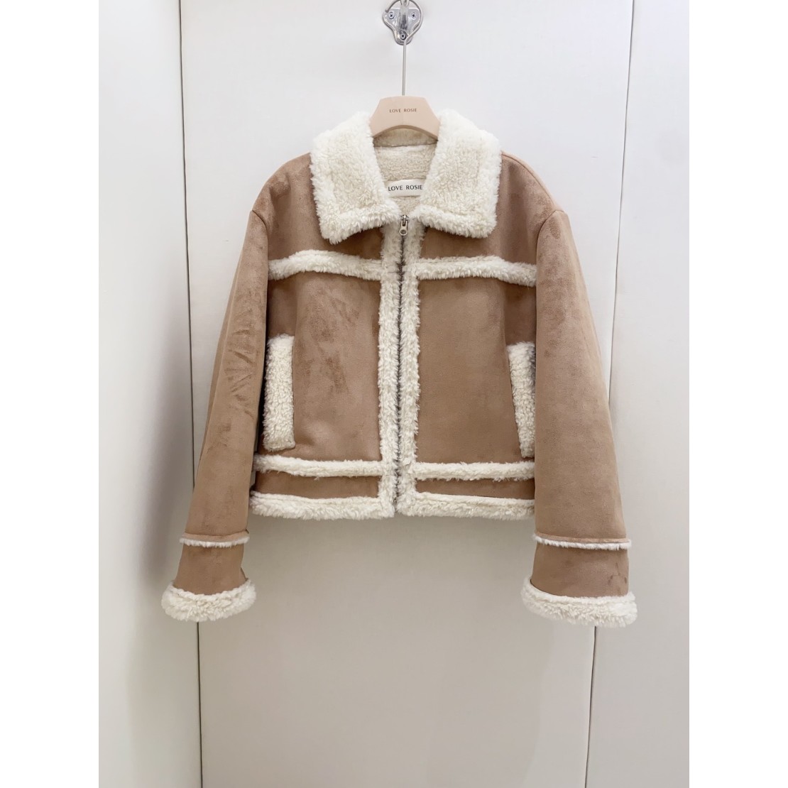 八1125韩国东大门运动瑜伽外套短款大衣区4499139都市正品精致