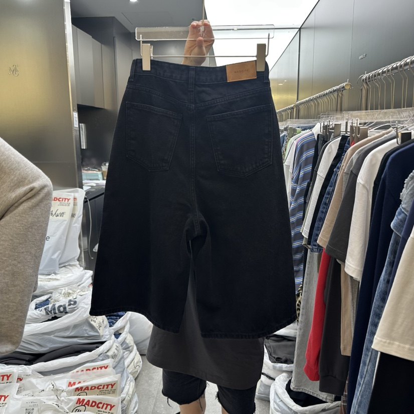 八1216韩国东大门运动短裤区4540237春冬舒适韩版炸街可爱原宿