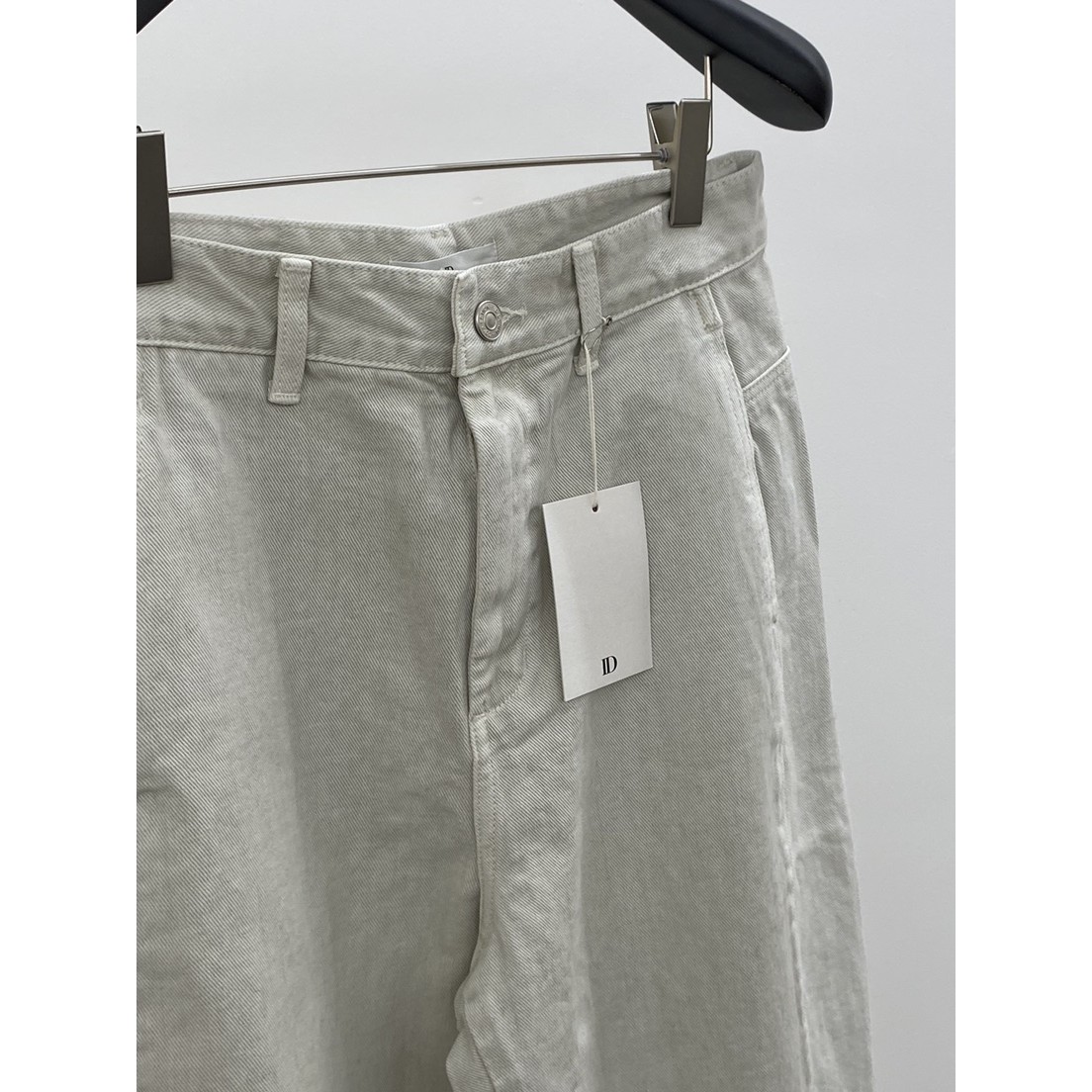 八0819韩国东大门运动牛仔裤区4380107修身人气个性秋季大气通勤