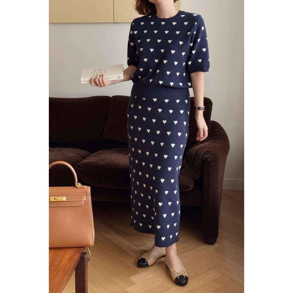 九1021韩国东大门毛衣区AFTERGLOW-8675806直邮街舞甜美简约秋冬