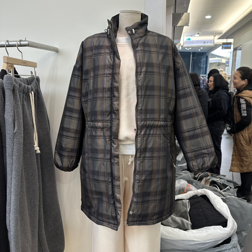 八1205韩国东大门运动瑜伽外套长款外套热销区4523095可爱街舞