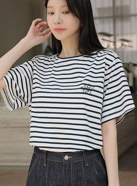 六0821韩国正品82225 T恤区休闲气质直邮都市人气街舞秋季修身