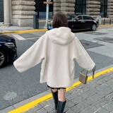 新款！2022冬季新款牛角扣连帽羊羔毛外套123-8872-P175-K248，女装短外套，浙宝123