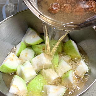 漳州本地脆甜芭乐白心番石榴新鲜孕妇低糖水果包邮