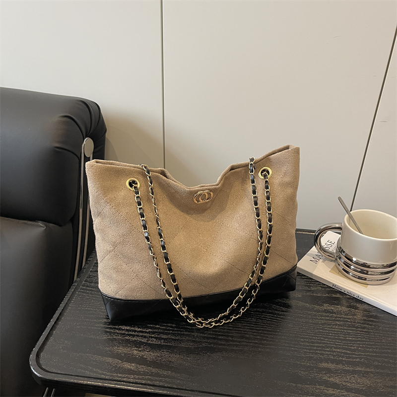 大容量单肩包高级质感通勤托特包