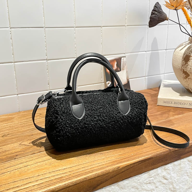 小众枕头圆筒单肩包高级感包