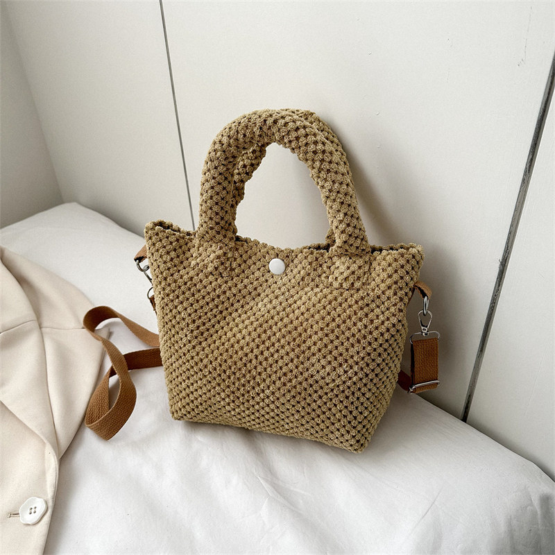 夏季简约小包包女2025新款时尚网红女包休闲单肩包百搭斜挎编织包