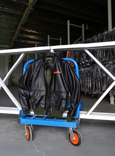 意产小牛皮大逃亡A2 USA美产铜拉链 IDEAL