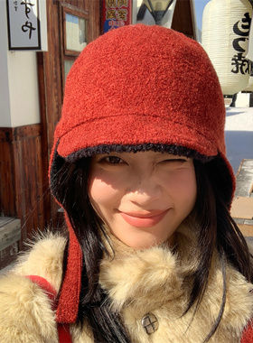 羊羔绒砖红色护耳飞行帽双面保暖