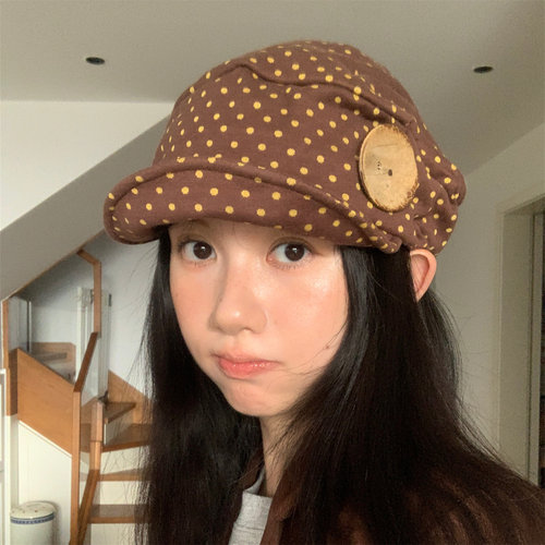 日系复古纽扣波点大版型云朵帽女