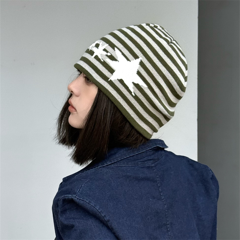 网红博主网感五角星条纹针织冷帽