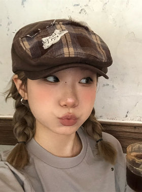 小众设计咖啡色格纹拼接前进帽女