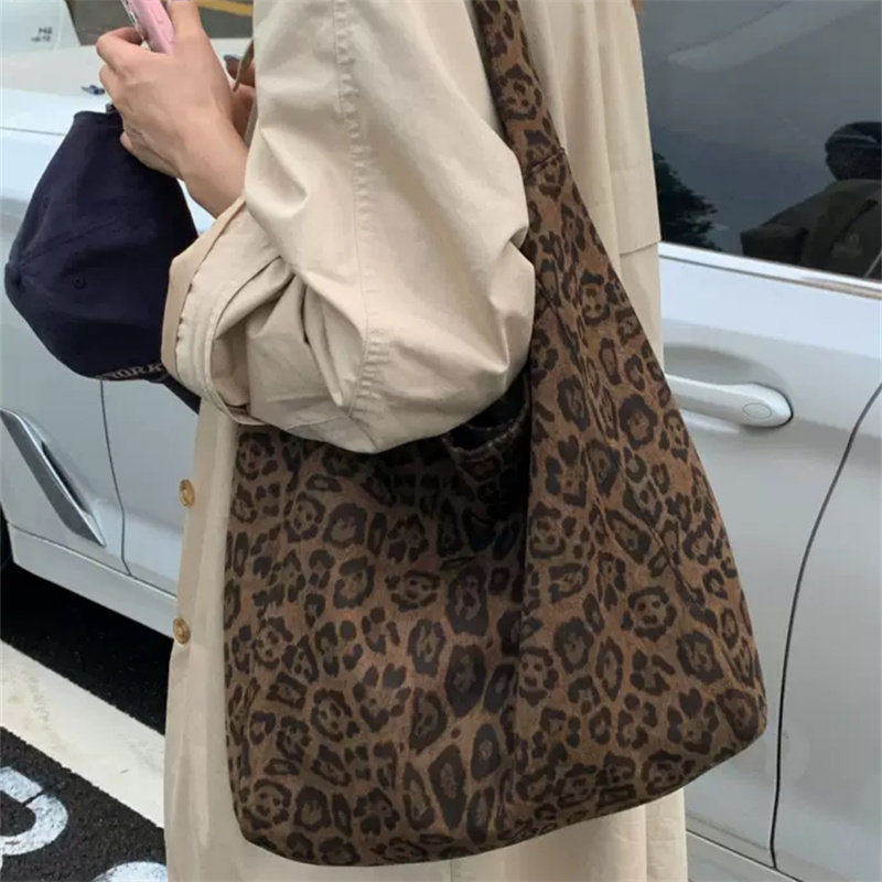 【笑脸豹纹单肩包】好质感复古麂皮绒时髦通勤包秋冬百搭大容量包,箱包皮具/热销女包/男包,时尚帆布包,淘宝优惠券,粉丝福利购,淘宝优惠卷