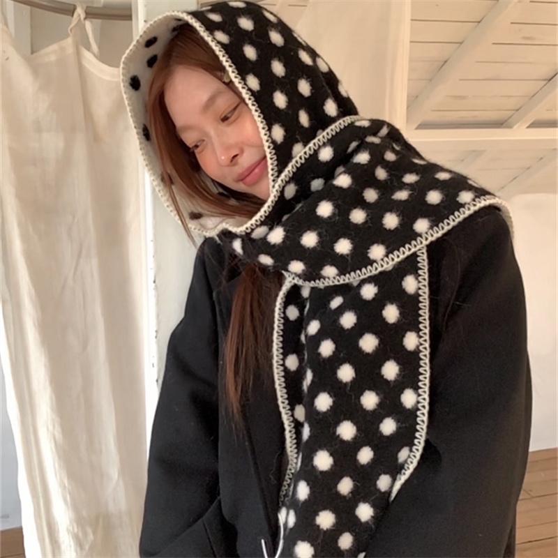 都在买的黑白波点双面围巾保暖冬