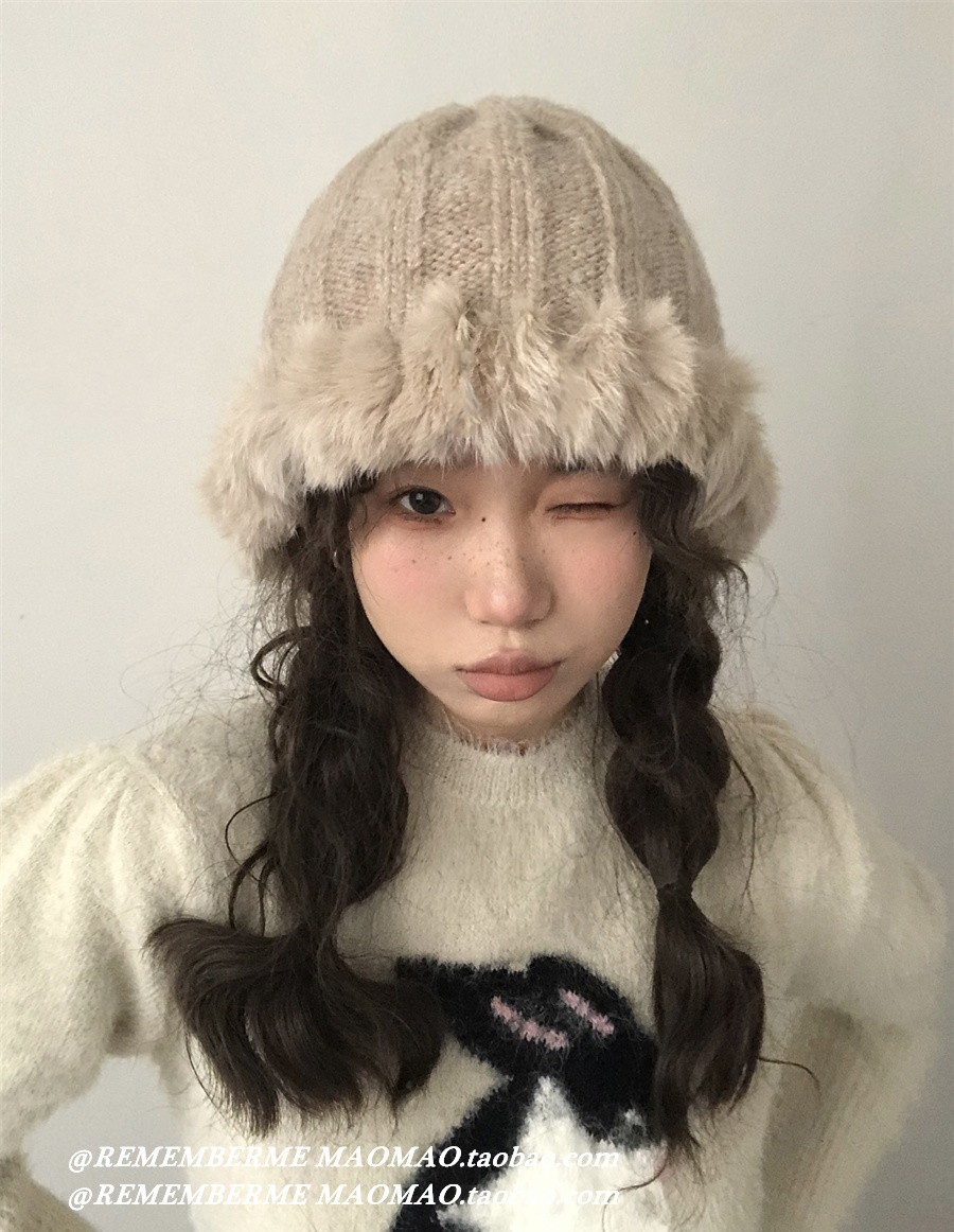 摩卡色兔毛毛绒帽保暖护耳大头潮