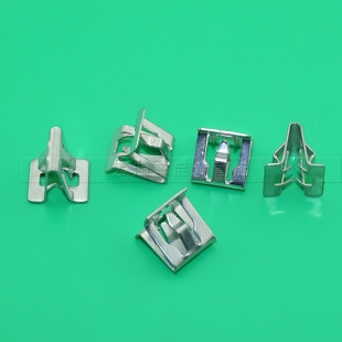 适用荣威i5 i6 RX2 RX5 RX8 A柱B柱C柱D柱后备箱内饰板铁卡扣卡子