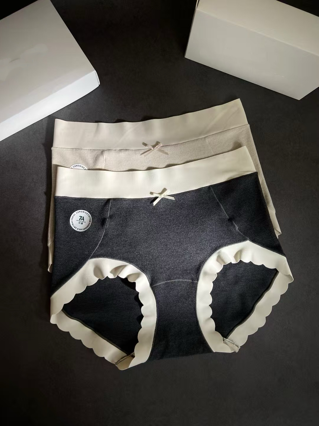 L*P秋冬法式磨毛发热内裤女糯叽叽暖绒亲肤柔软A类7A抑菌