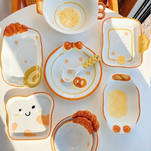 可爱面包陶瓷餐具家用碗甜品曲奇饼干面包高颜值圆盘米饭碗勺盘子