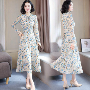 2020新款 长款 秋装 气质v领收腰显瘦大码 碎花裙 时尚 雪纺连衣裙长袖