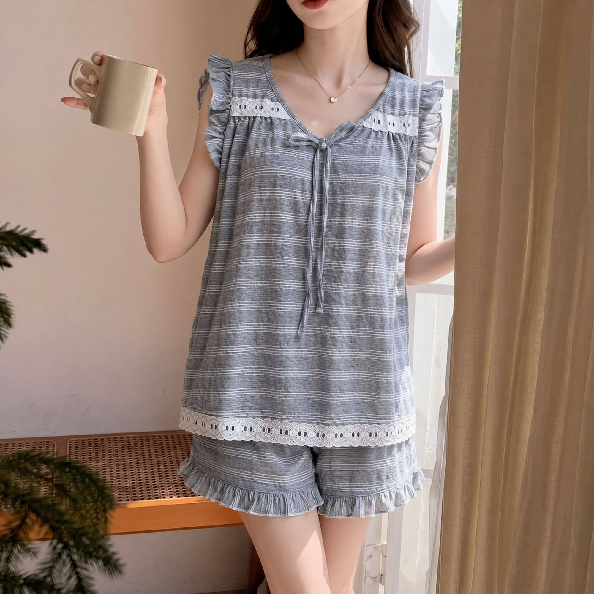 带胸垫睡衣女夏季薄款灰色吊带短裤花边甜美公主风家居服两件套装