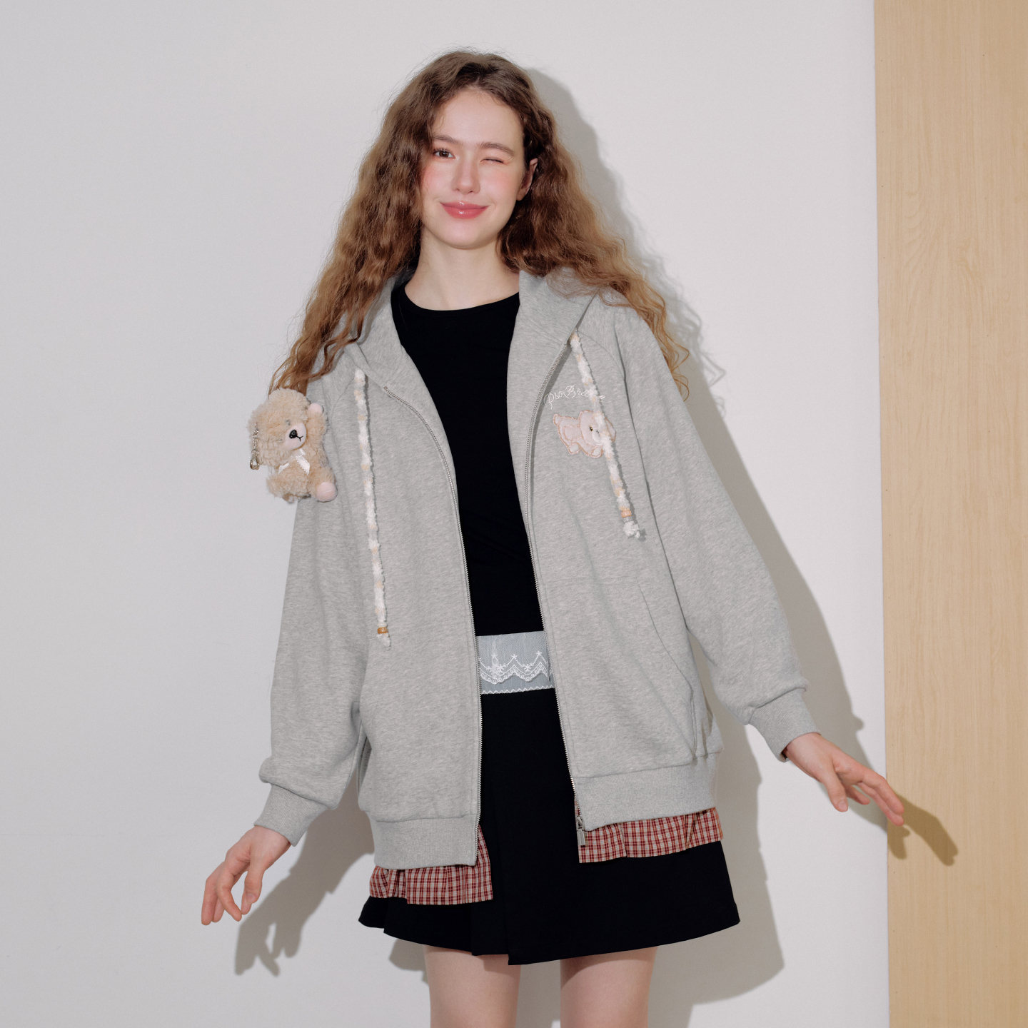 PSO Brand女装【假两件可拆卸玩偶】抓绒连帽卫衣女款拉链外套秋