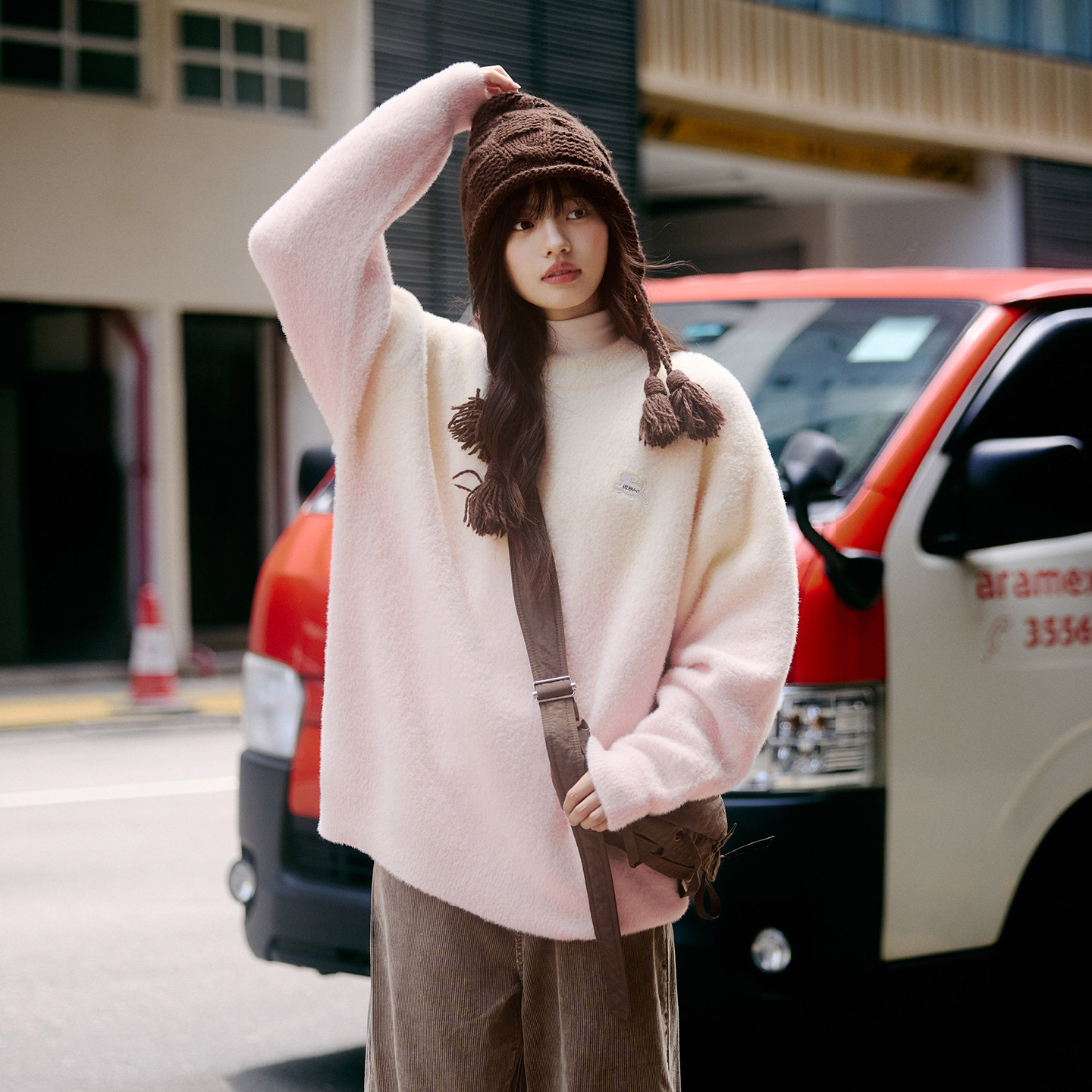 PSO Brand男装女装可爱小狗渐变圆领粉色毛衣宽松休闲女士针织衫