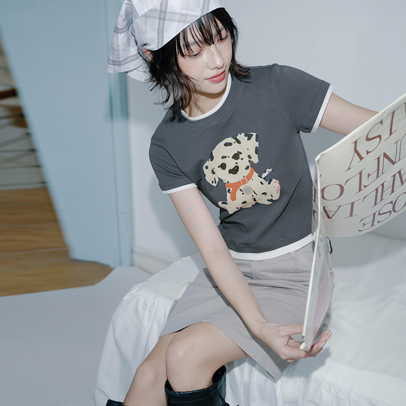 PSO Brand女装T恤小狗家族假两件可爱风趣味弹力针织圆领短袖上衣