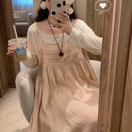 Emilyying秋冬新品粉色温柔甜美纯苎麻花边拼接大摆吊带连衣裙