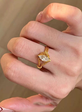 今饰有约爆款马眼钻软链戒指女