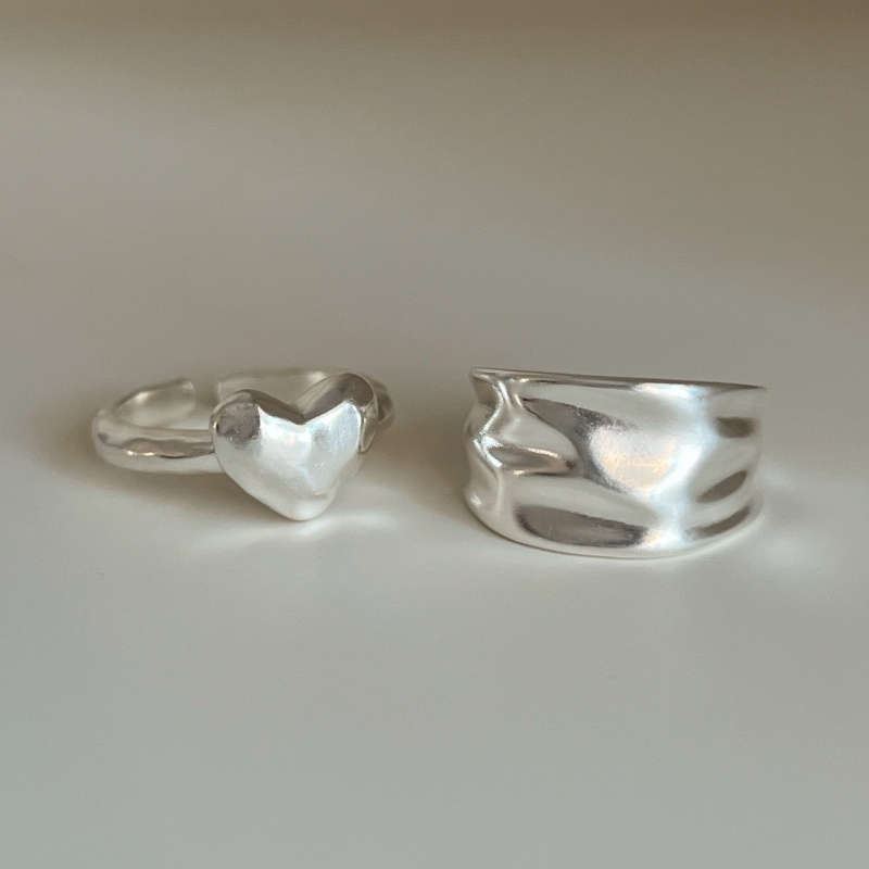 今饰有约新款简约哑光爱心戒指女