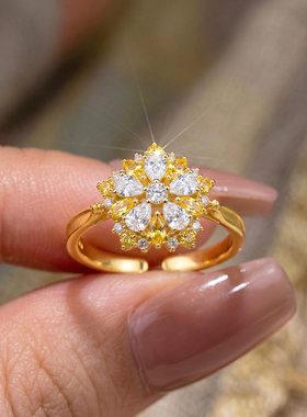 今饰有约闪闪发光雪花细闪戒指