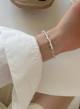 今饰有约女纯银简约手链