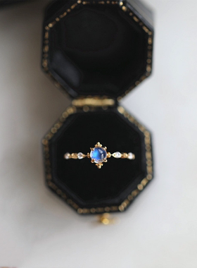 今饰有约月光石轻奢戒指女