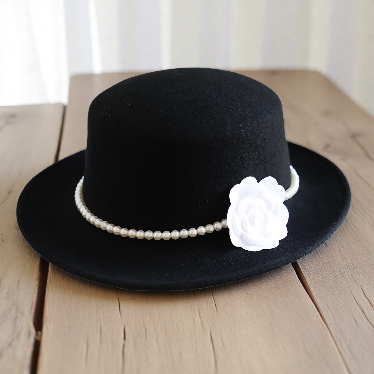 秋冬平顶羊礼帽女平沿小沿毡帽英伦毛呢帽黑色羊毛帽出逛街百搭潮