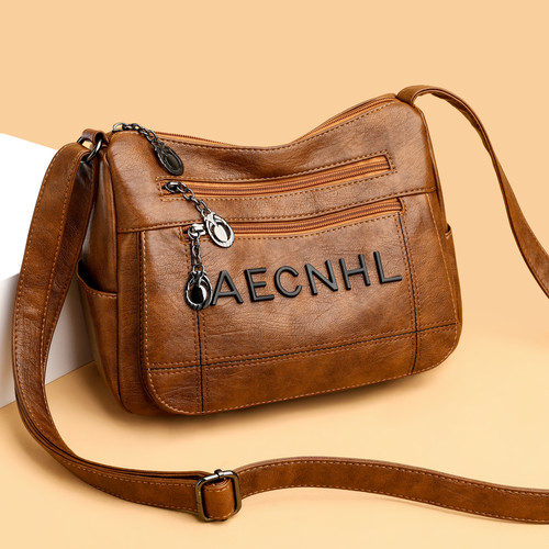 罗博兔高级感女包斜挎包大容量多口袋软皮单肩包休闲百搭妈妈包潮