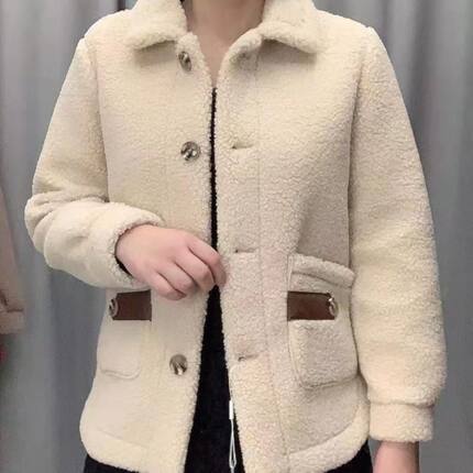2025秋冬仿羊羔毛加绒加厚外套女中老年妈妈装中长款皮毛一体外套