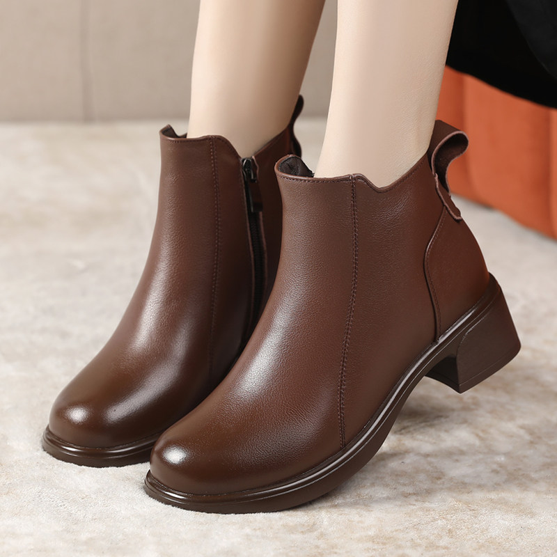 真皮粗跟短靴秋冬百搭软底妈妈鞋大码不累脚女靴圆头短筒加绒棉鞋,女鞋,时装靴,淘宝优惠券,粉丝福利购,淘宝优惠卷