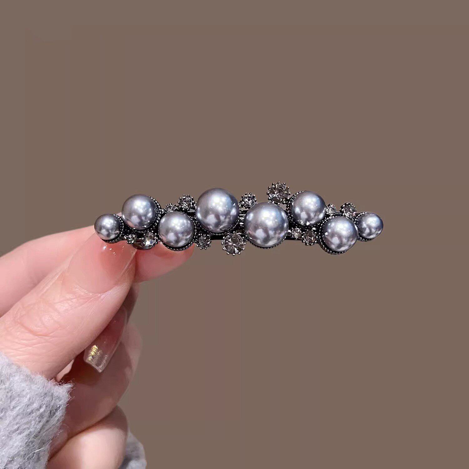 进口复古宫廷风灰珍珠发夹高级感后脑勺半扎发卡弹簧夹侧边刘海夹