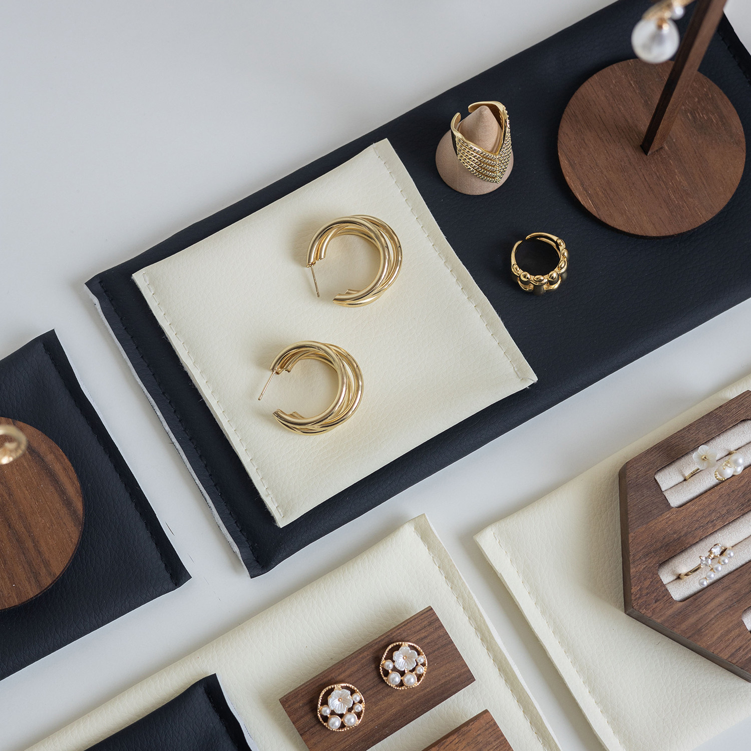 가죽 쥬얼리 귀걸이 목걸이 디스플레이 쿠션 쥬얼리 쥬얼리 링 디스플레이 패브릭 장식 쿠션 귀걸이 사진 소품