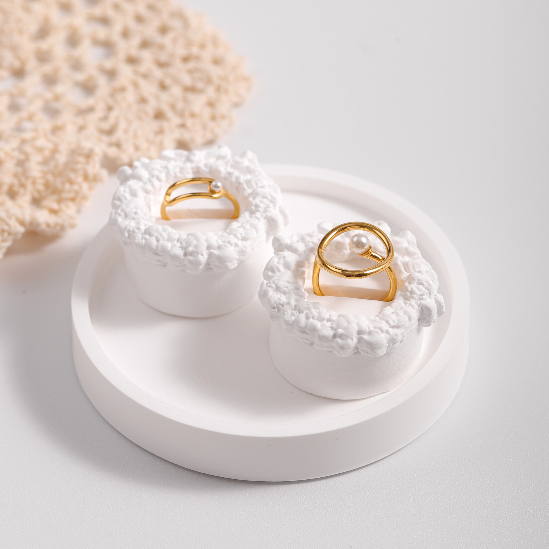 석고 라운드 레이스 링 디스플레이 스탠드 쥬얼리 링 브래킷 장식품 장식 디스플레이 링 스탠드 촬영 소품