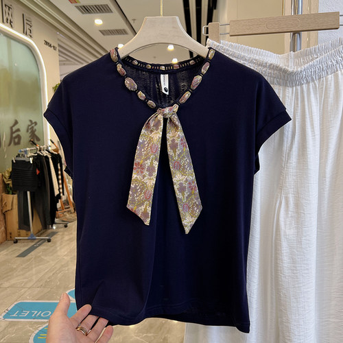 四季青妈妈装V领短袖T恤女